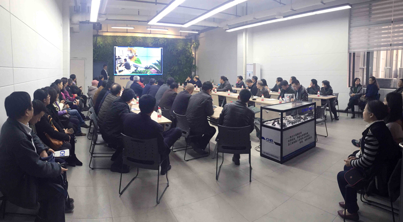 高端拉床,專用機床,內拉床,外拉床,數(shù)控機床,自動化生產線,工業(yè)機器人,拉床,拉刀,自動化